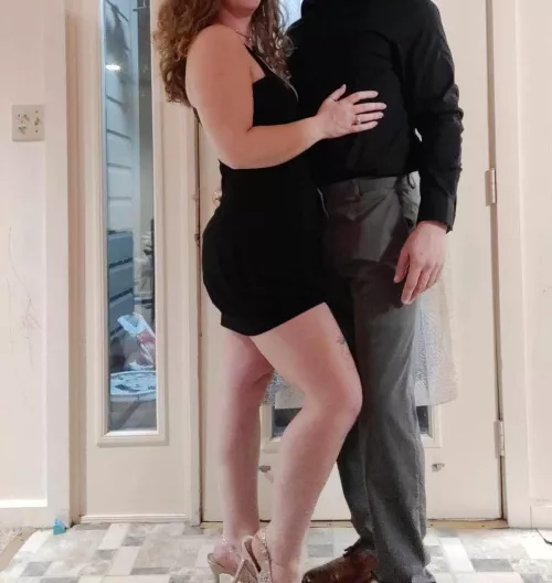 Mf4mf/f. 31m 32f looking for couples or singles near Brownsville but are willing to travel if the vibe is right