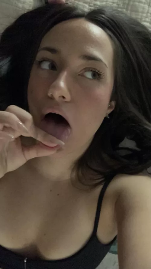 My tongue is long and soft, I love it 