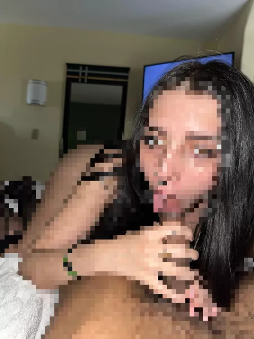 pump into your hand beta loser while alpha BBC pumps into my mouth 😂