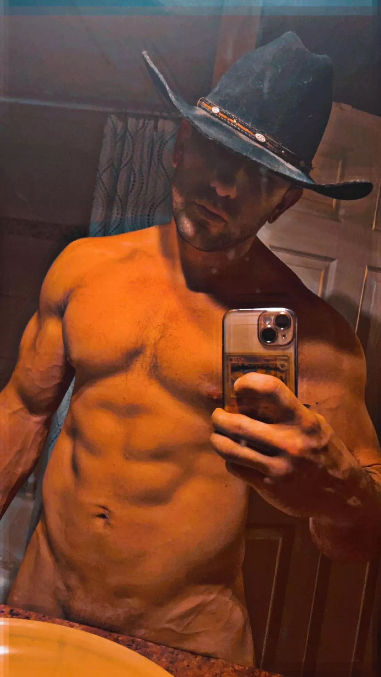 Ride me like a bull for your cardio(31)