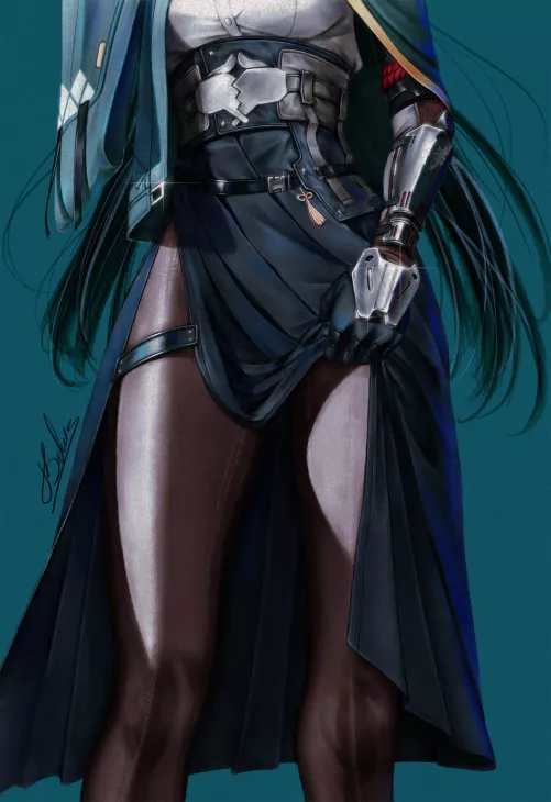 She has lovely thighs under that skirt 