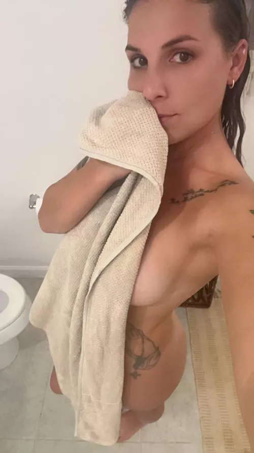 The type of milf who wants to be used all day