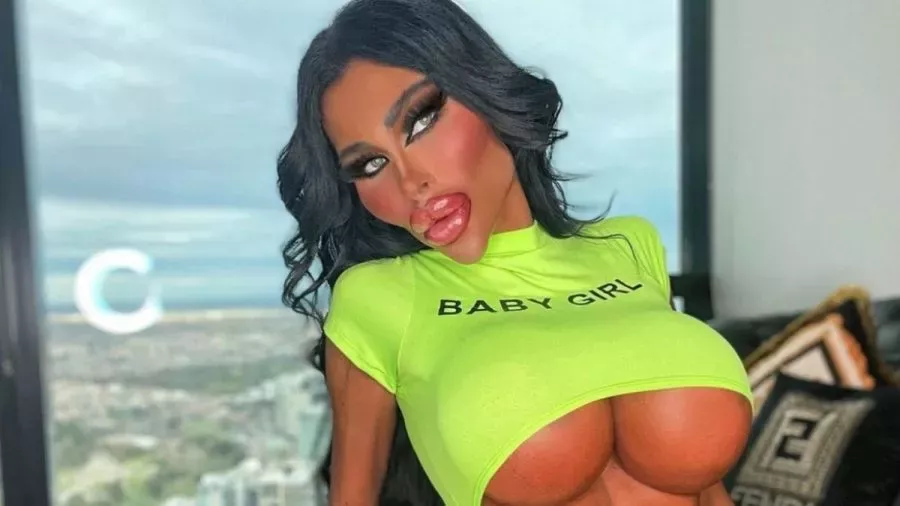 Why is her face shaped like a ship's hull?