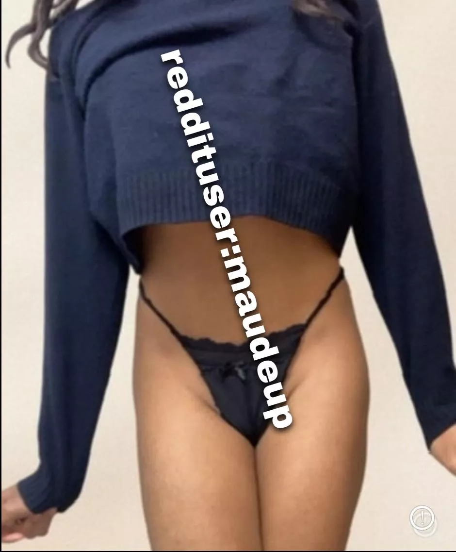 23 year old sissy - take advantage of me please :3