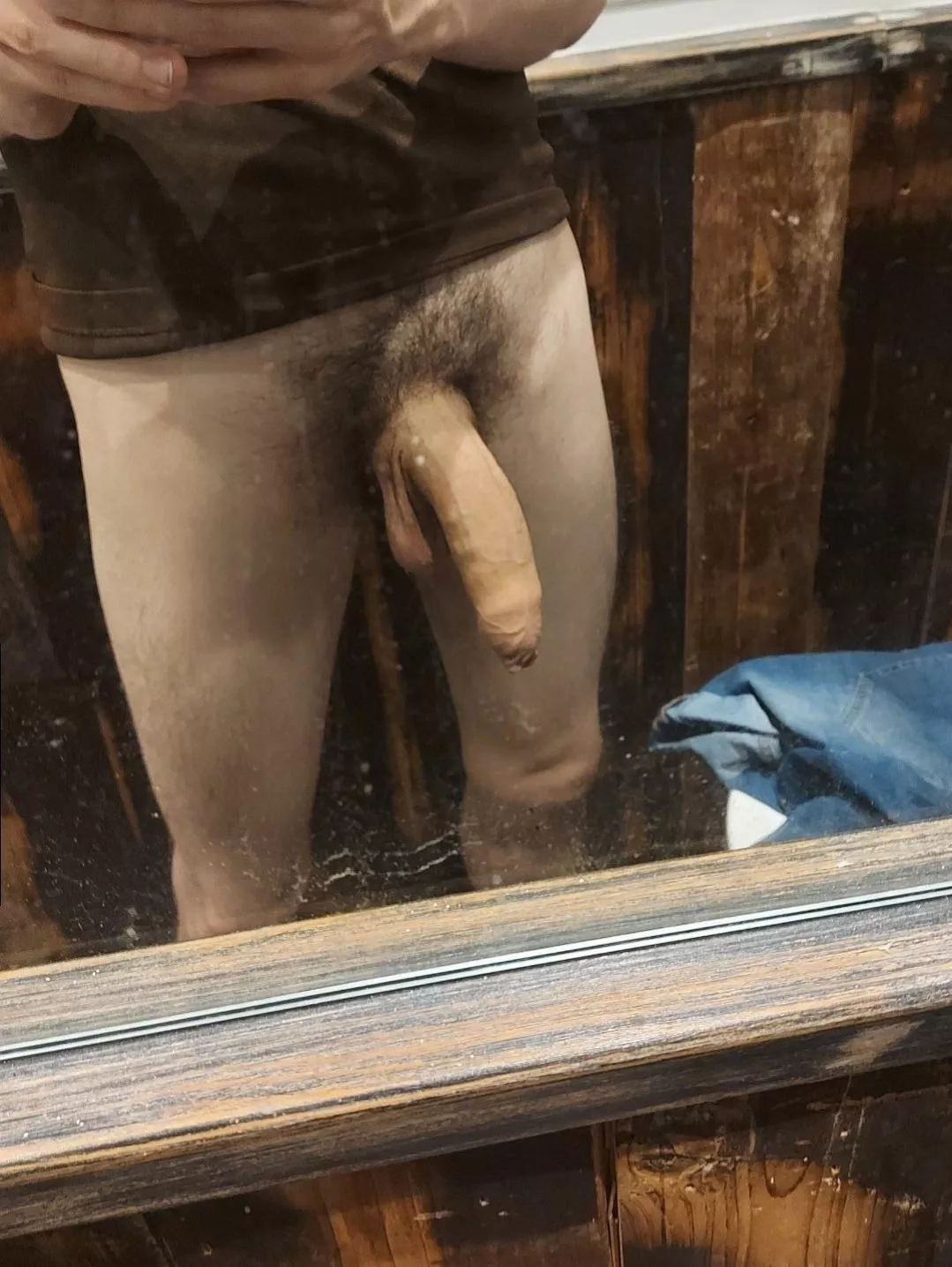 (25) montre moi la tienne