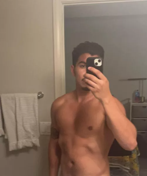 26 [M4F] Handsome Latino visitor for fun over the holidays - McKinney 