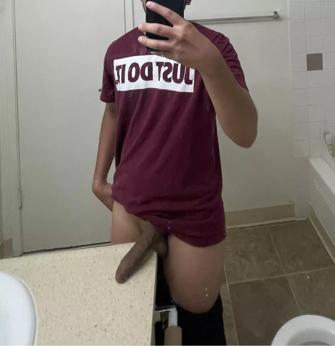 28[M4F] - looking to have some fun 