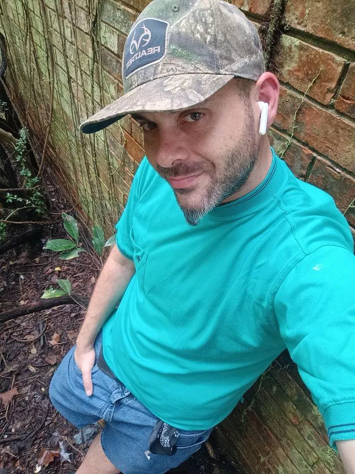 Another boring night in central Louisiana. Who wants to get spun and have fun?