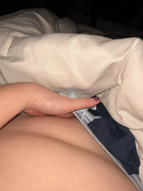 Anybody else just always find their hand hanging in this spot? 😋 