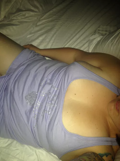 Anyone else ready for bed? 😈😈