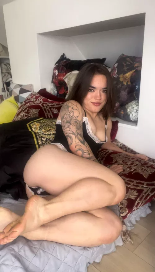 Are you gonna fuck me bodysuit or naked? 🥵