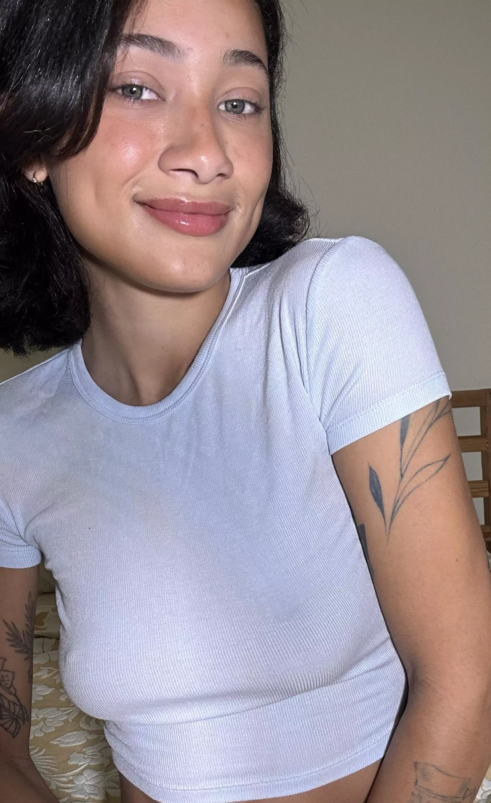 Braless for prejacs :)