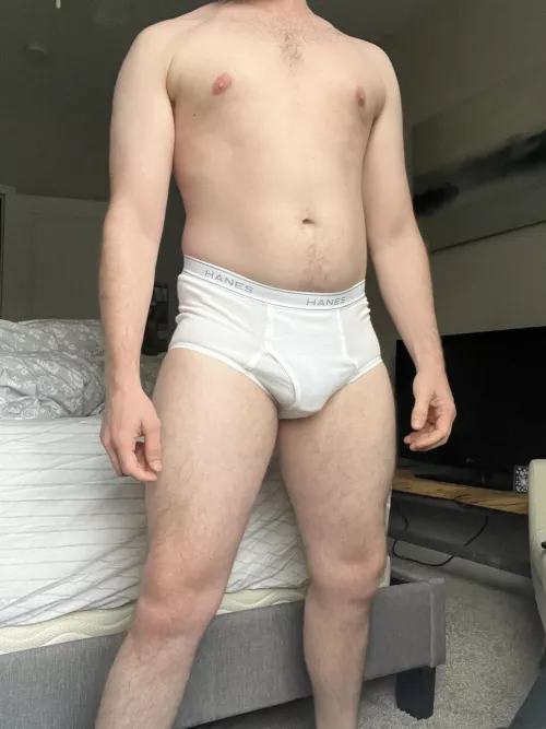 Briefs allow for exposed thighs 💯 