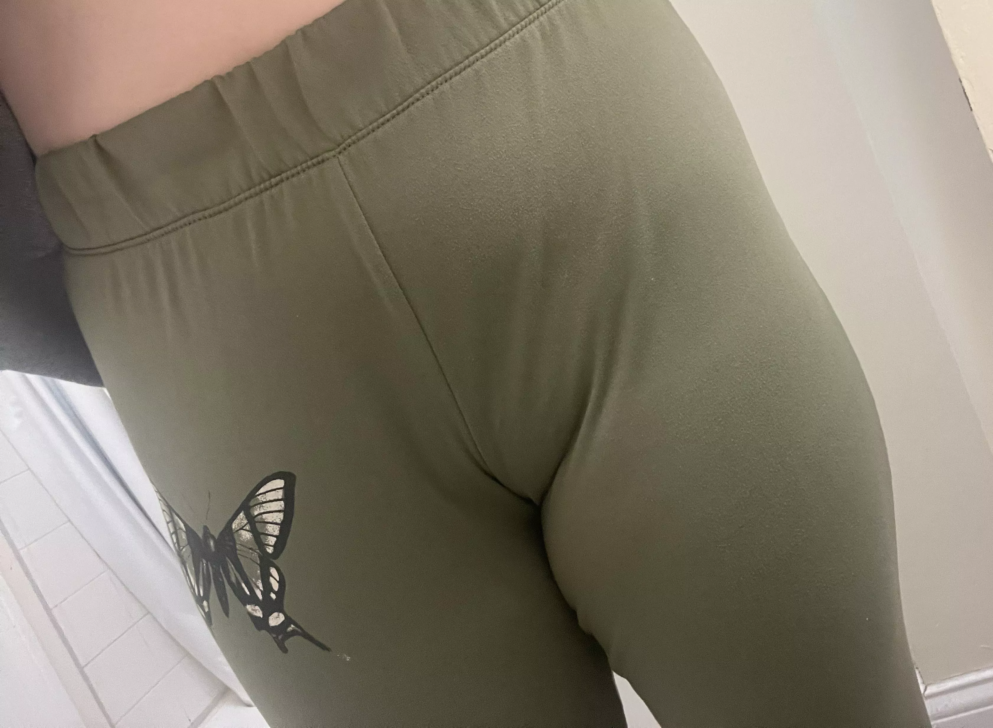 Camel toe only cus you will never see under these pants 