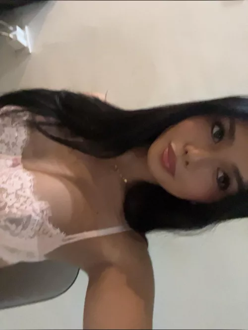 can I be your first trans gf? 🥹