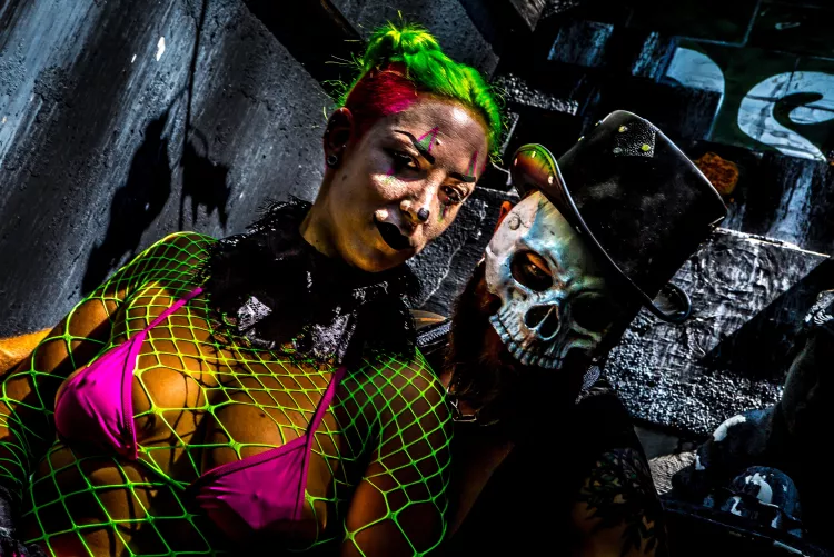 Care to enter this circus 🎪