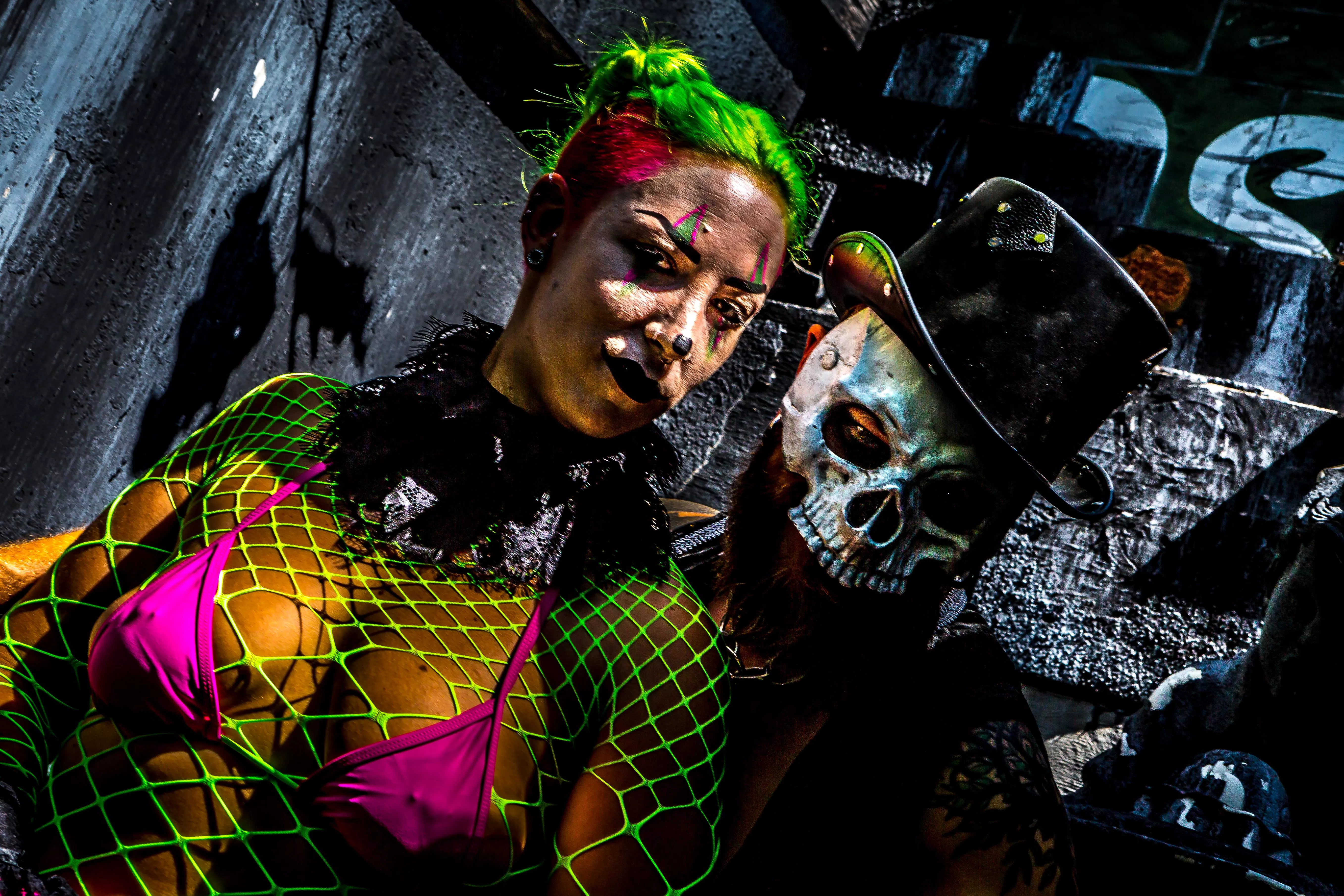 Care to enter this circus 🎪