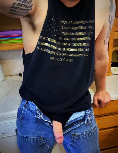 Cooking dinner, who’s hungry? 