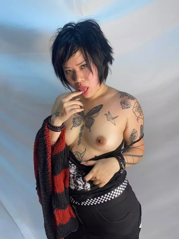 Cute enough for you to want me?