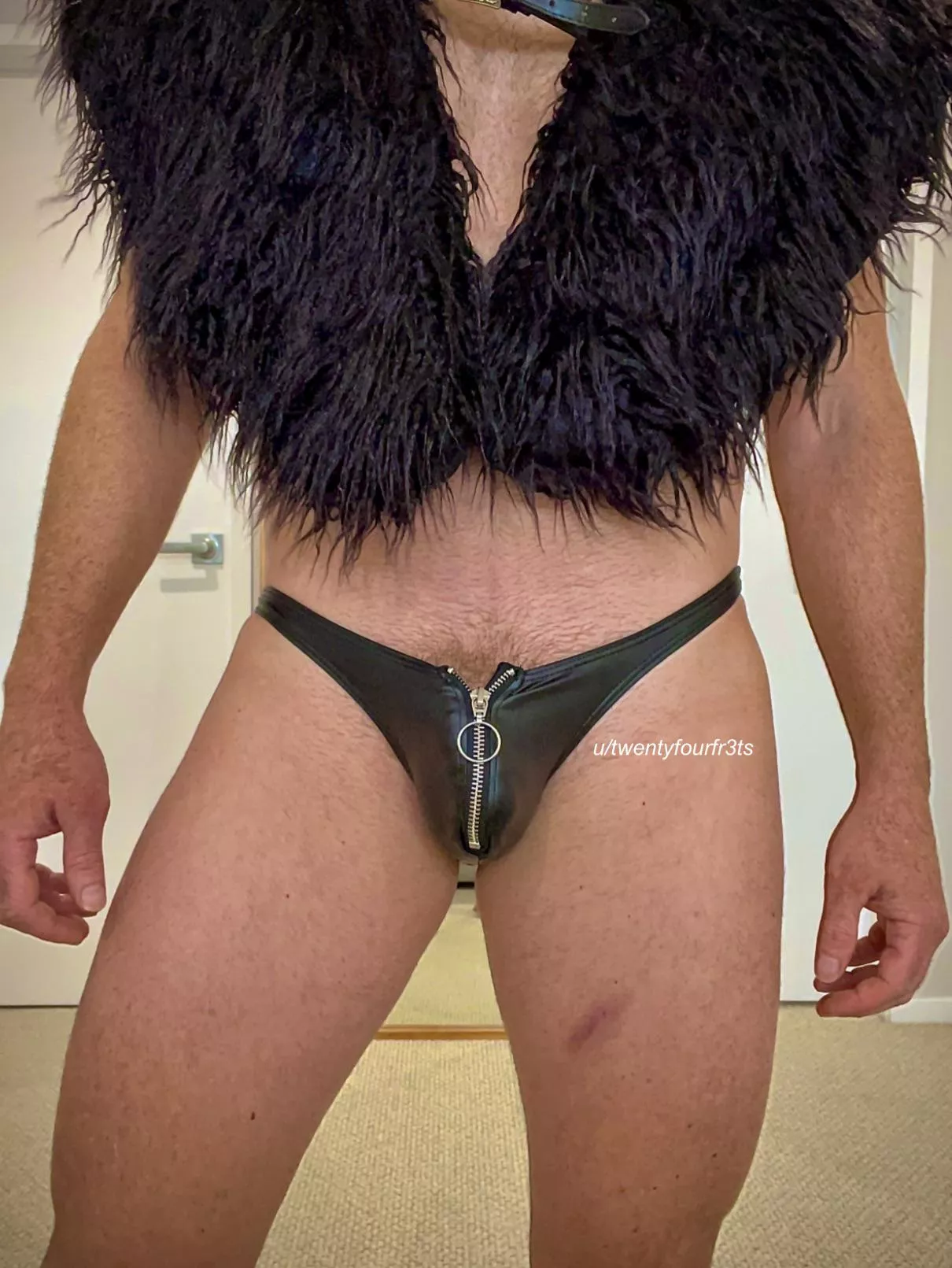 Daddy’s going hunting 