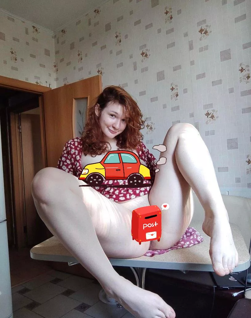 Did i hear you looking for a nerdy redhead? ☺️