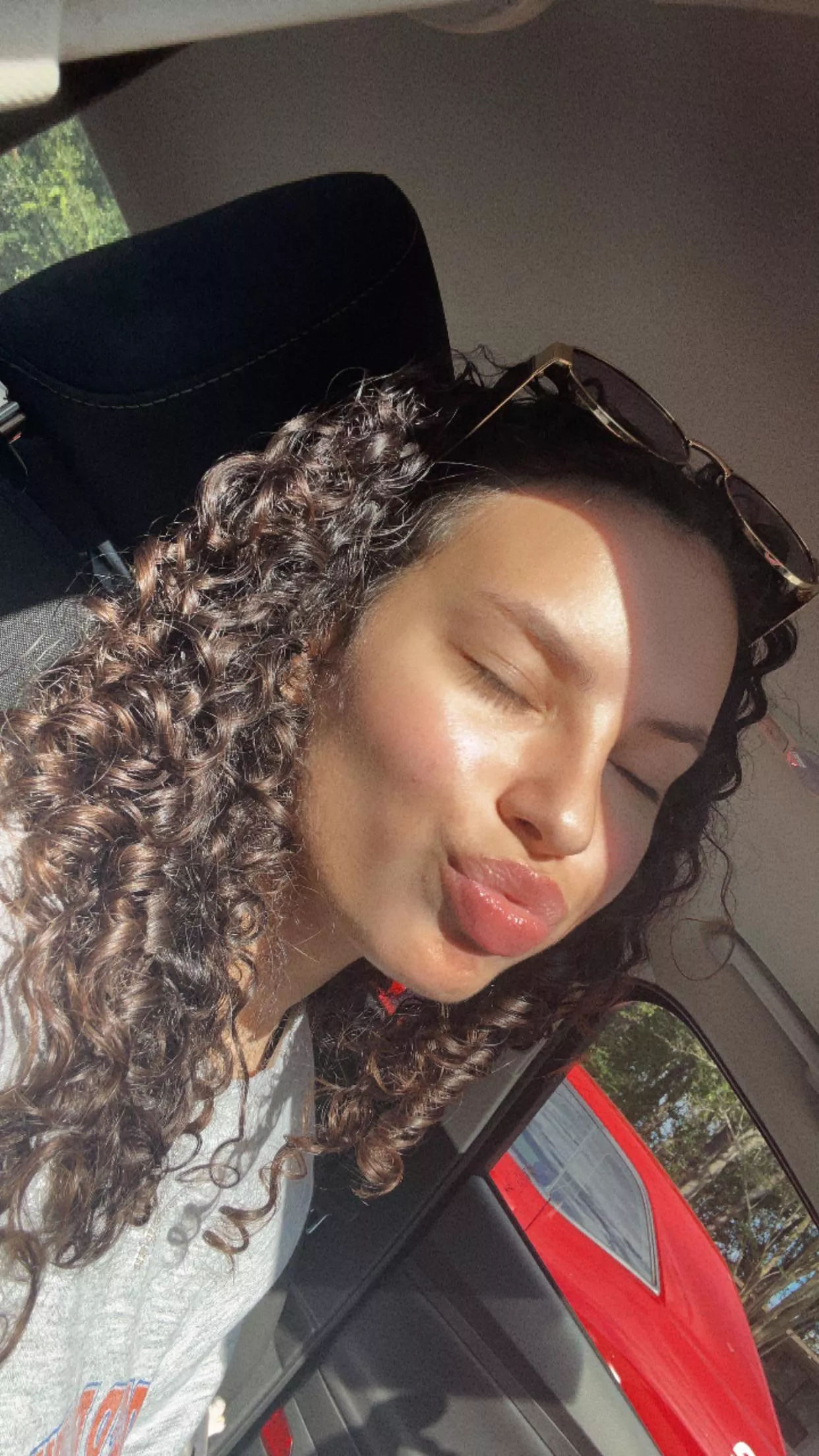 do you like my glossy lips