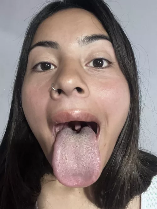 Do you like to see your tongue completely dry?