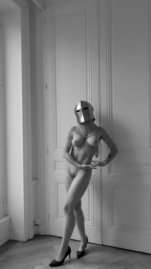 Do you want to.. touch me? 