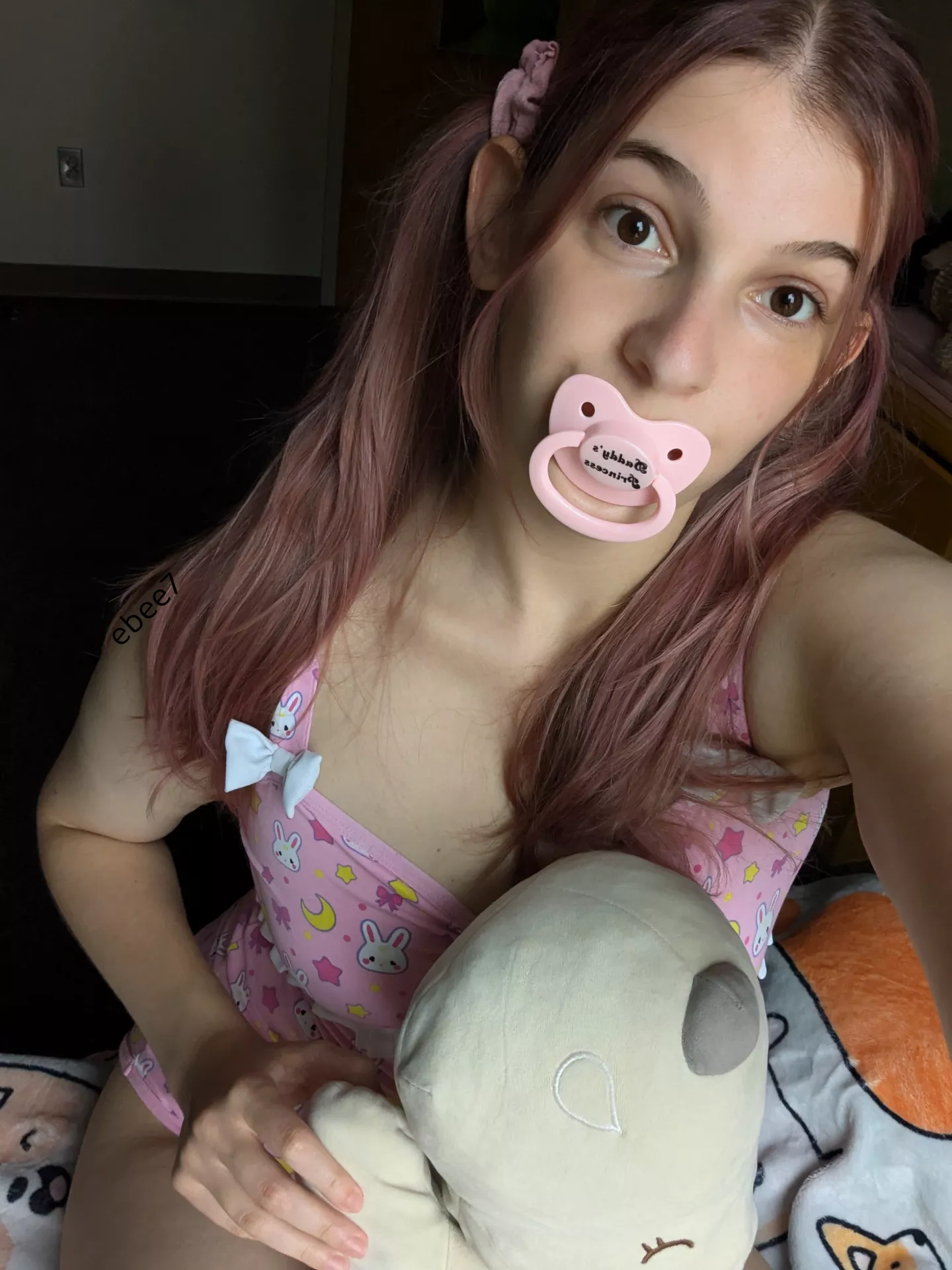 exams are over so i can turn off my brain and be a dumb lil baby again