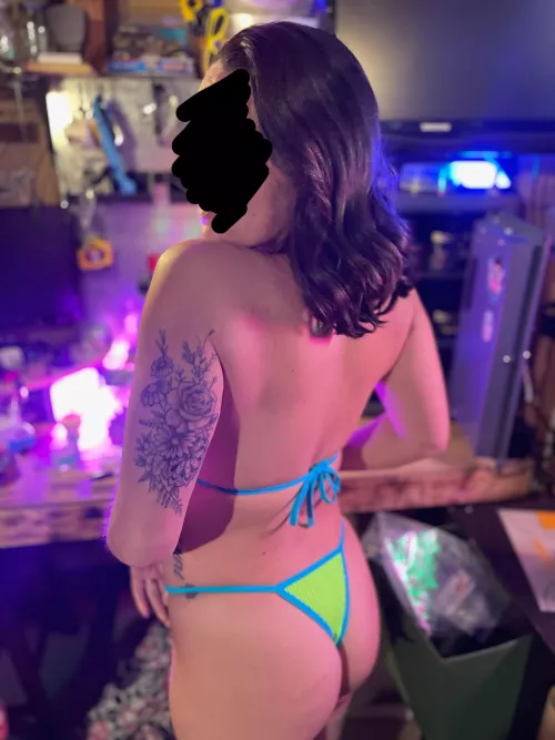 (F)irst snowfall of the years means im gonna be in the hot tub! 
