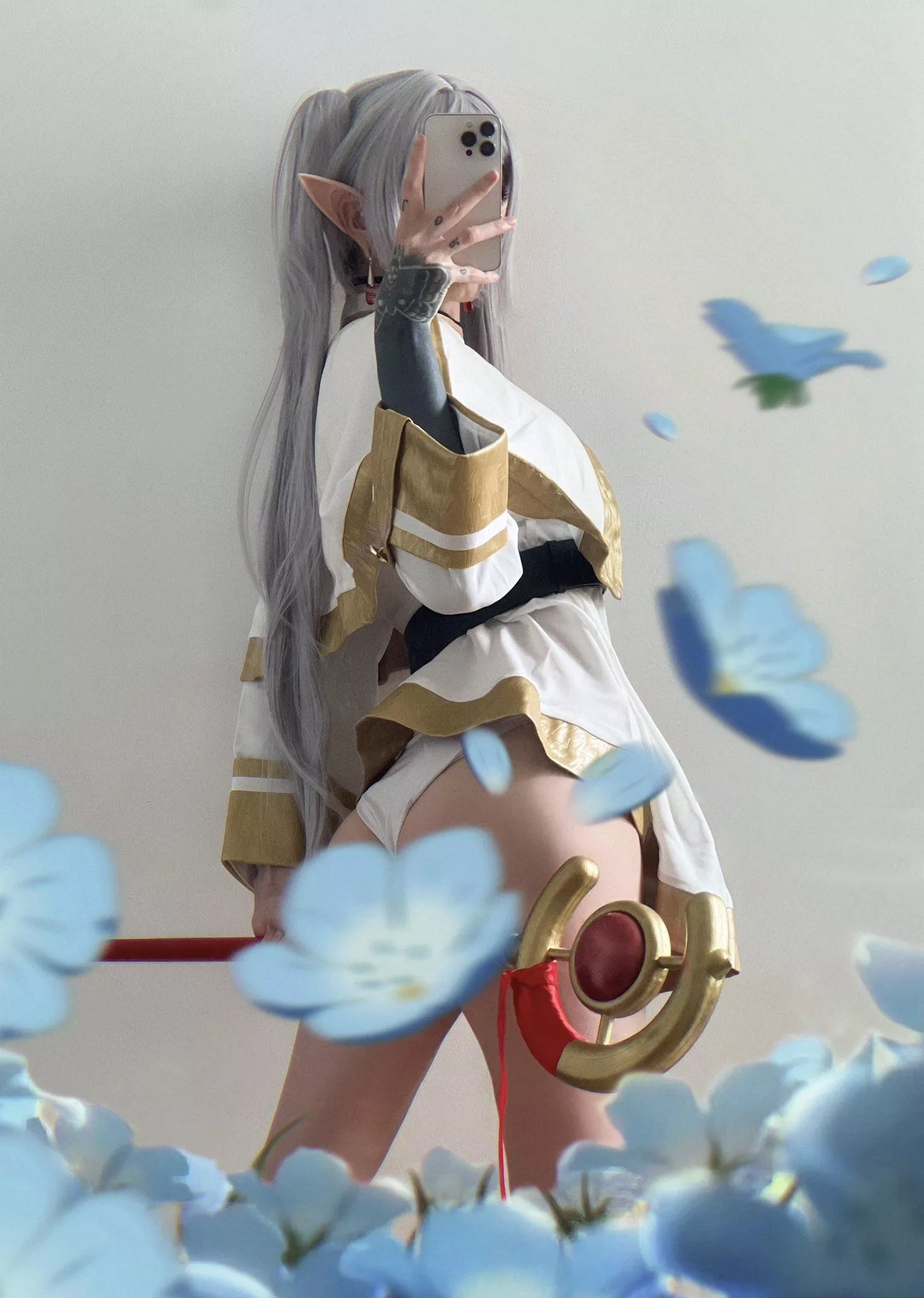 Frieren by Lunara_Fawn