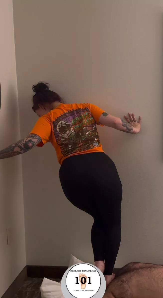 Goddess Brie loves making Simp Daddy choke 🥵