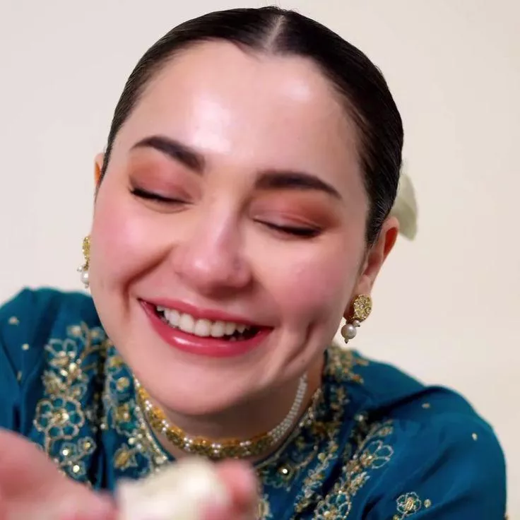 Hania amir