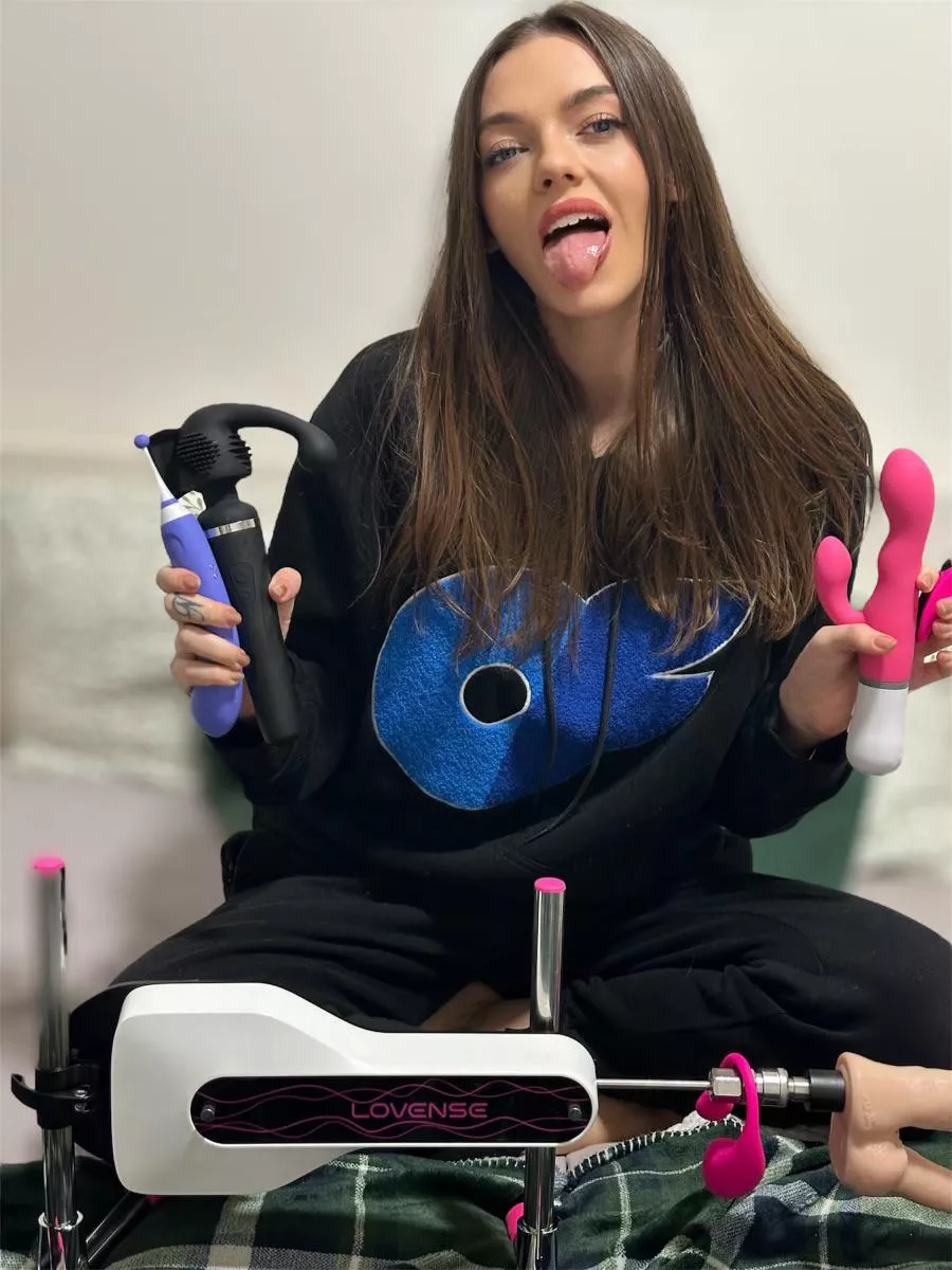 I love Lovense toys … do you?