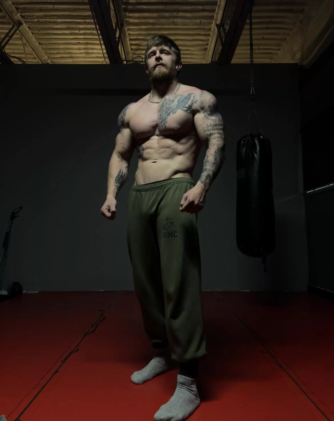 I love when people stare in the gym. 😈