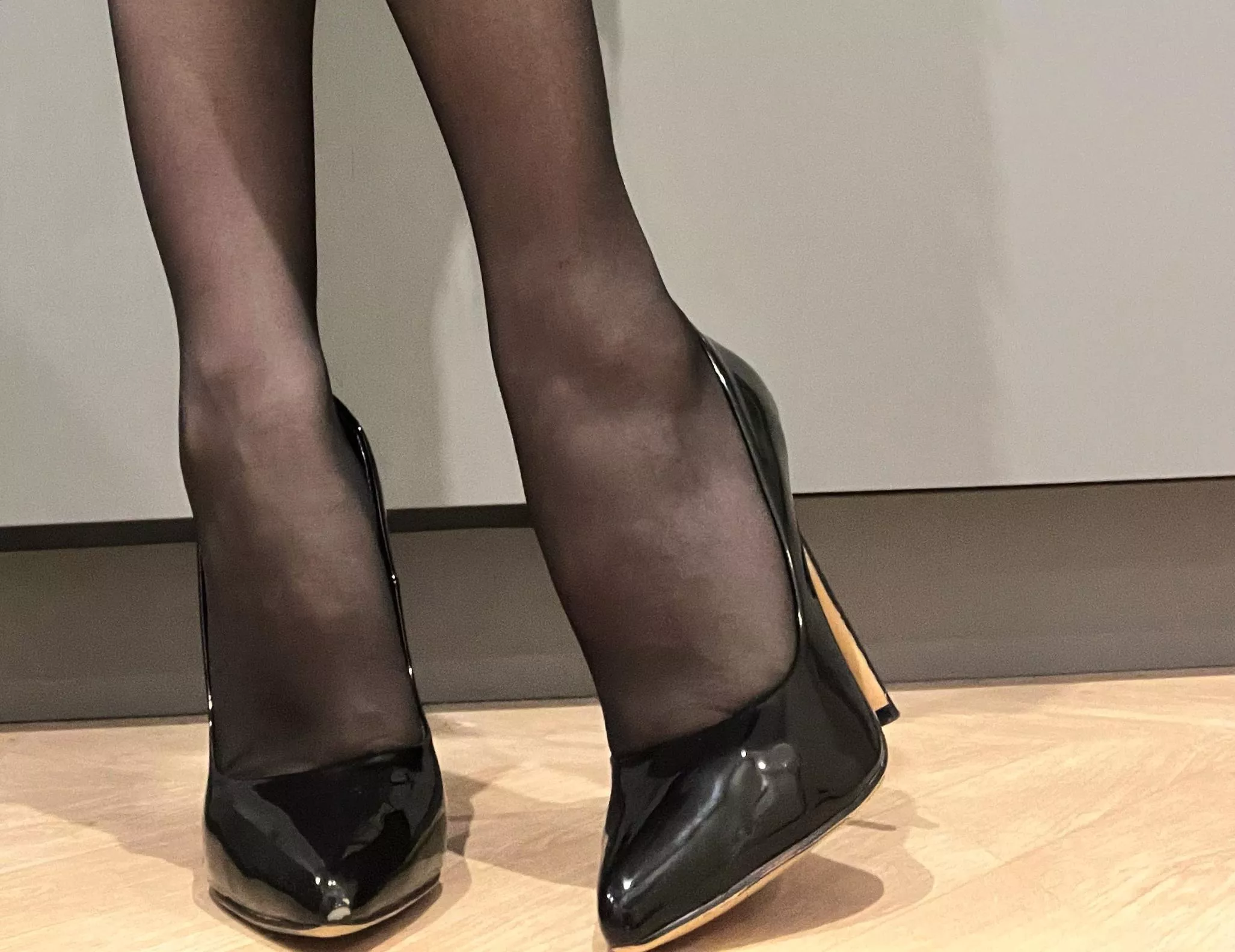 Ill allow you to look at my heels only