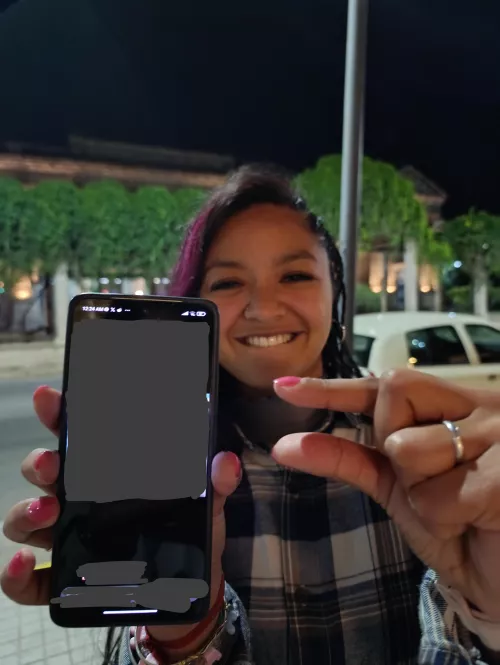 I'm looking for 5 pathetic slaves with small sizes who I can humiliate in public tonight