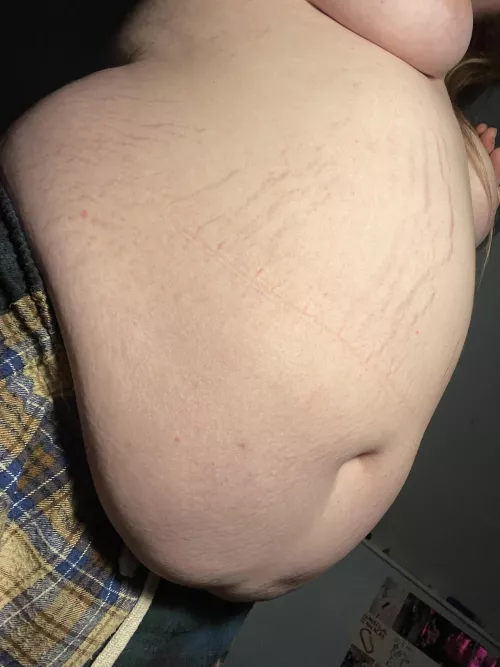 im not that fat.. right?