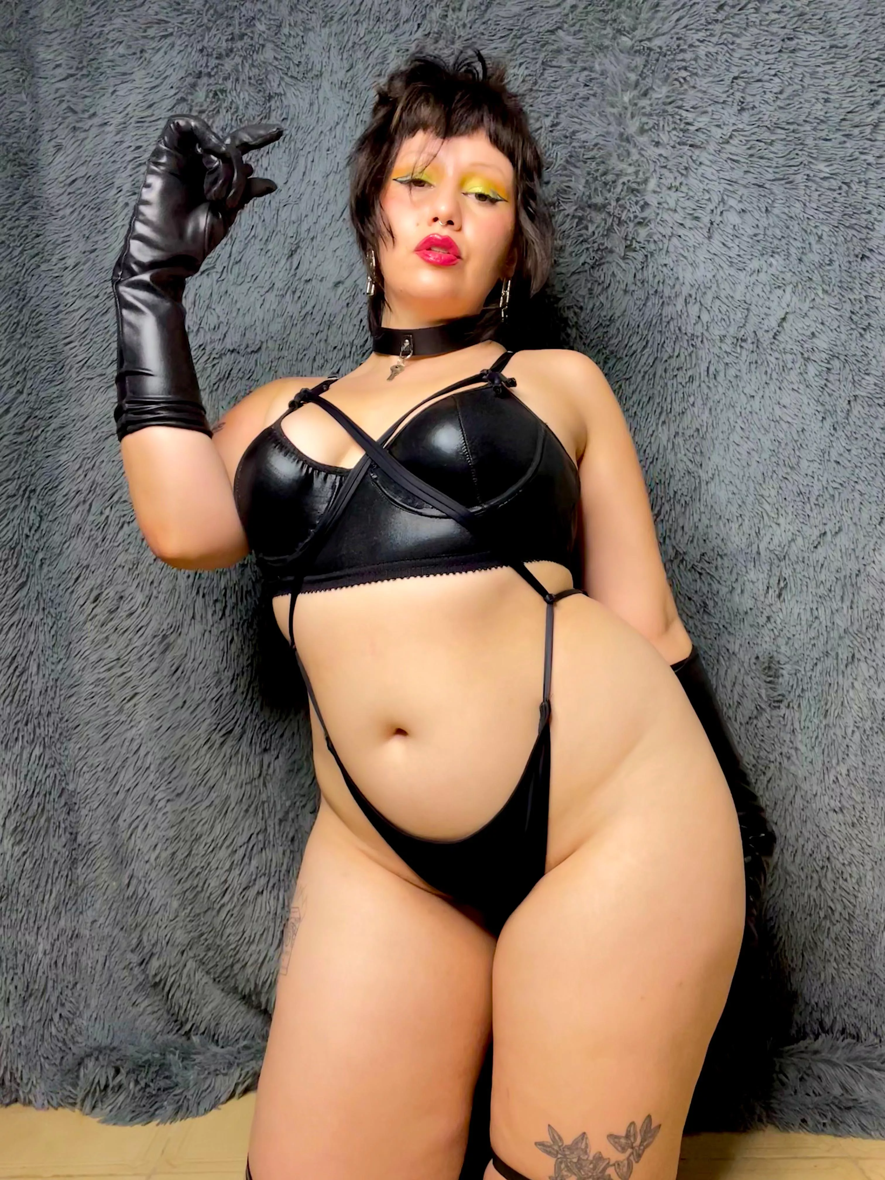 Is this really how small your dick is? No wonder you're such a loser 