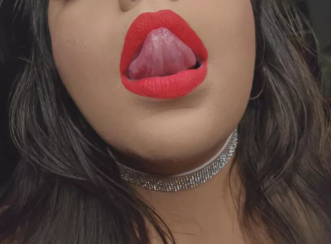 Is this what you’re here for? 💋