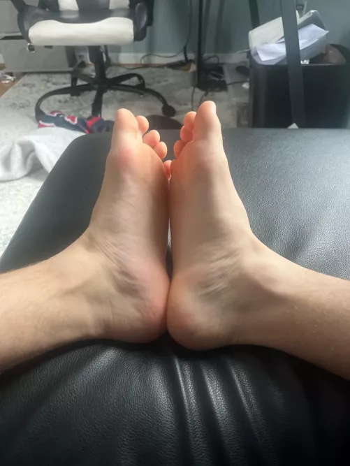 I’ve been told I have nice feet. Do you agree?