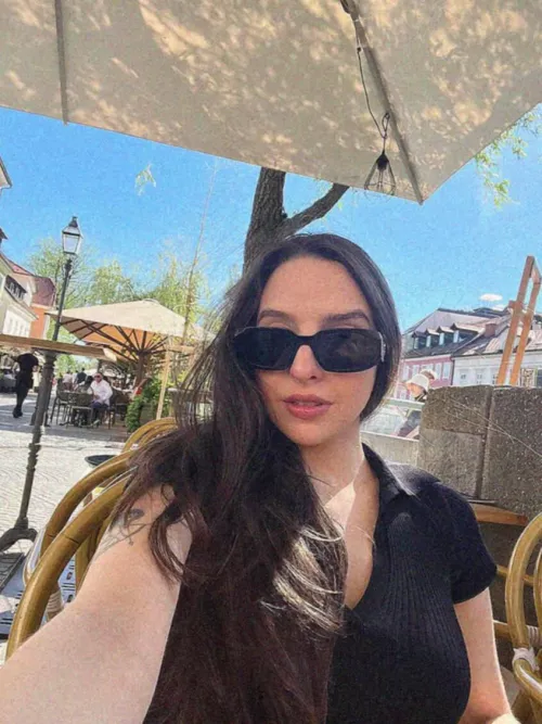 Keeping it classic in all black