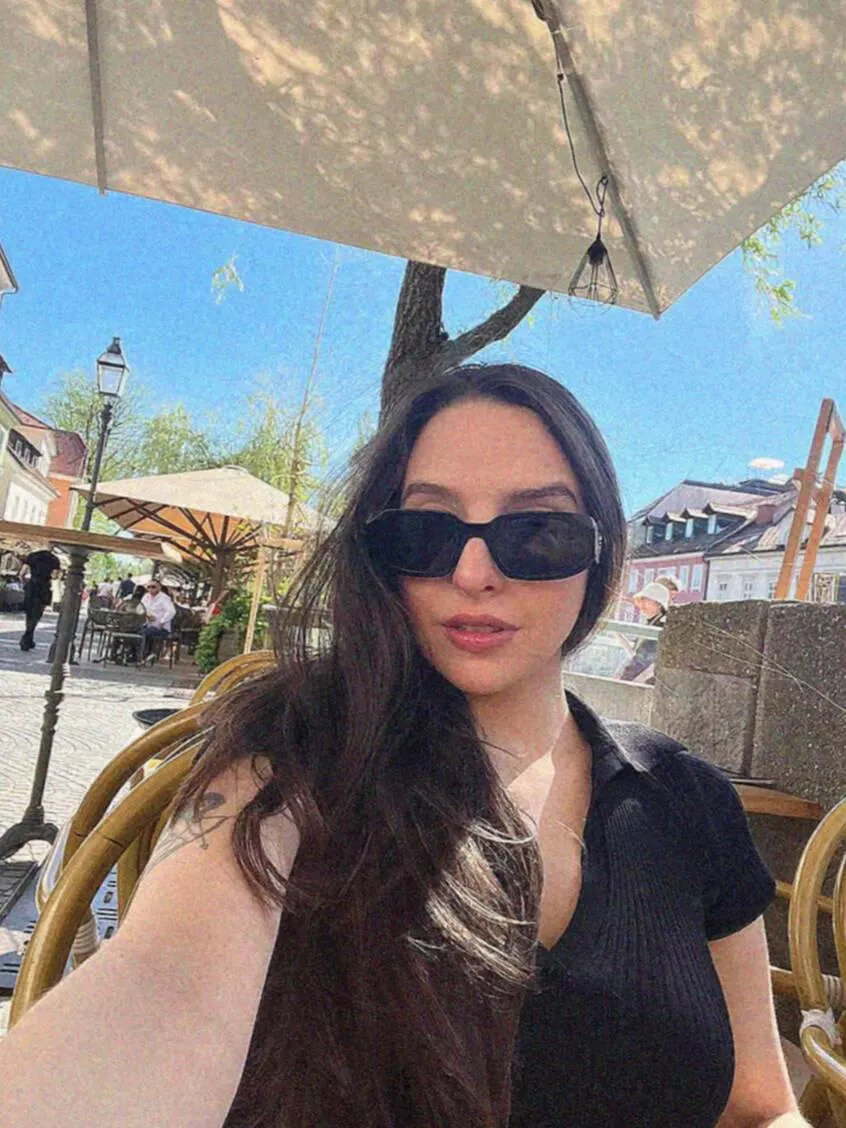 Keeping it classic in all black