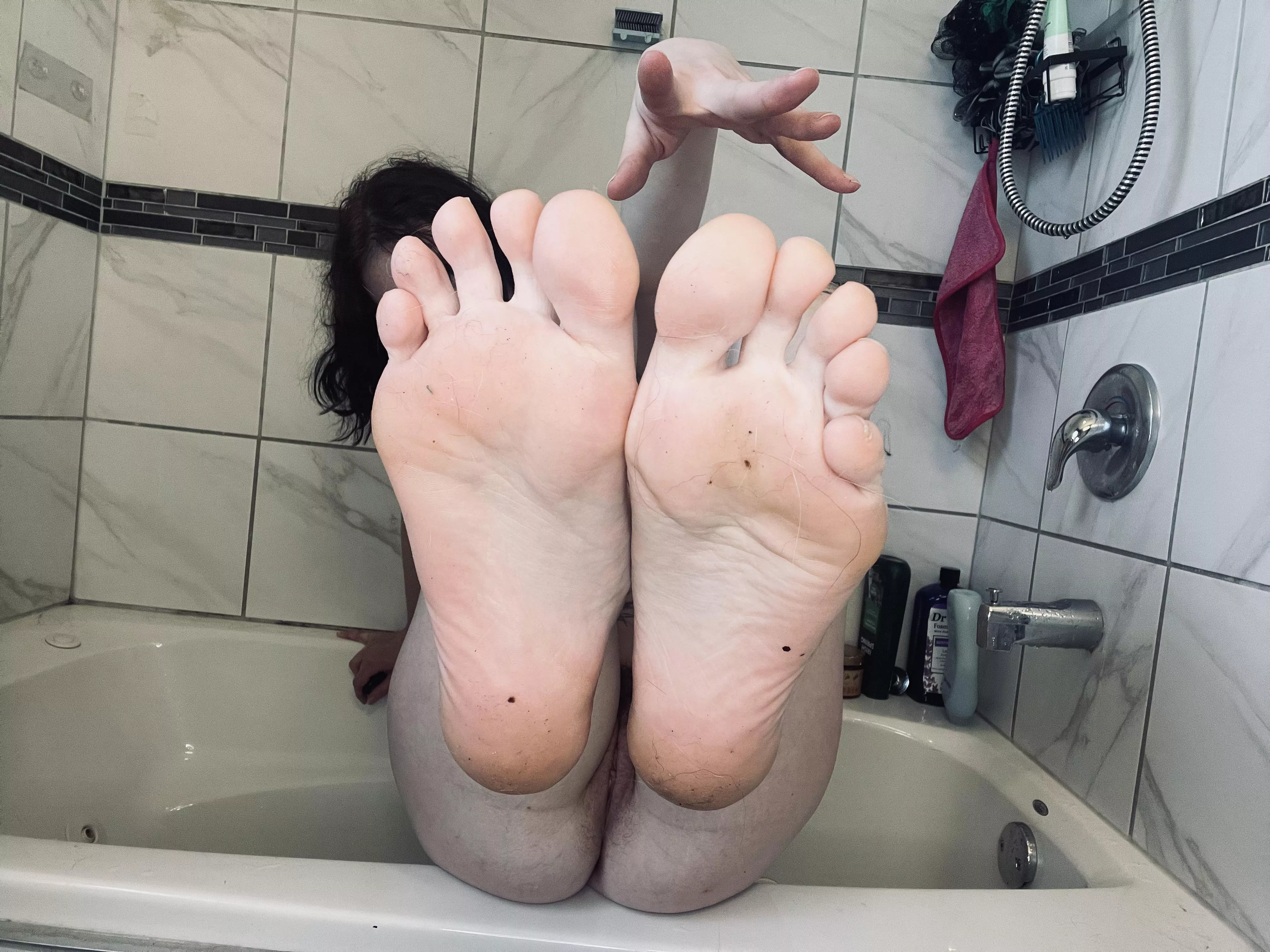 let this tattooed goth nerd’s soles make your fantasies cum true [selling] worn socks, tights, fishnets, custom content, and more! 