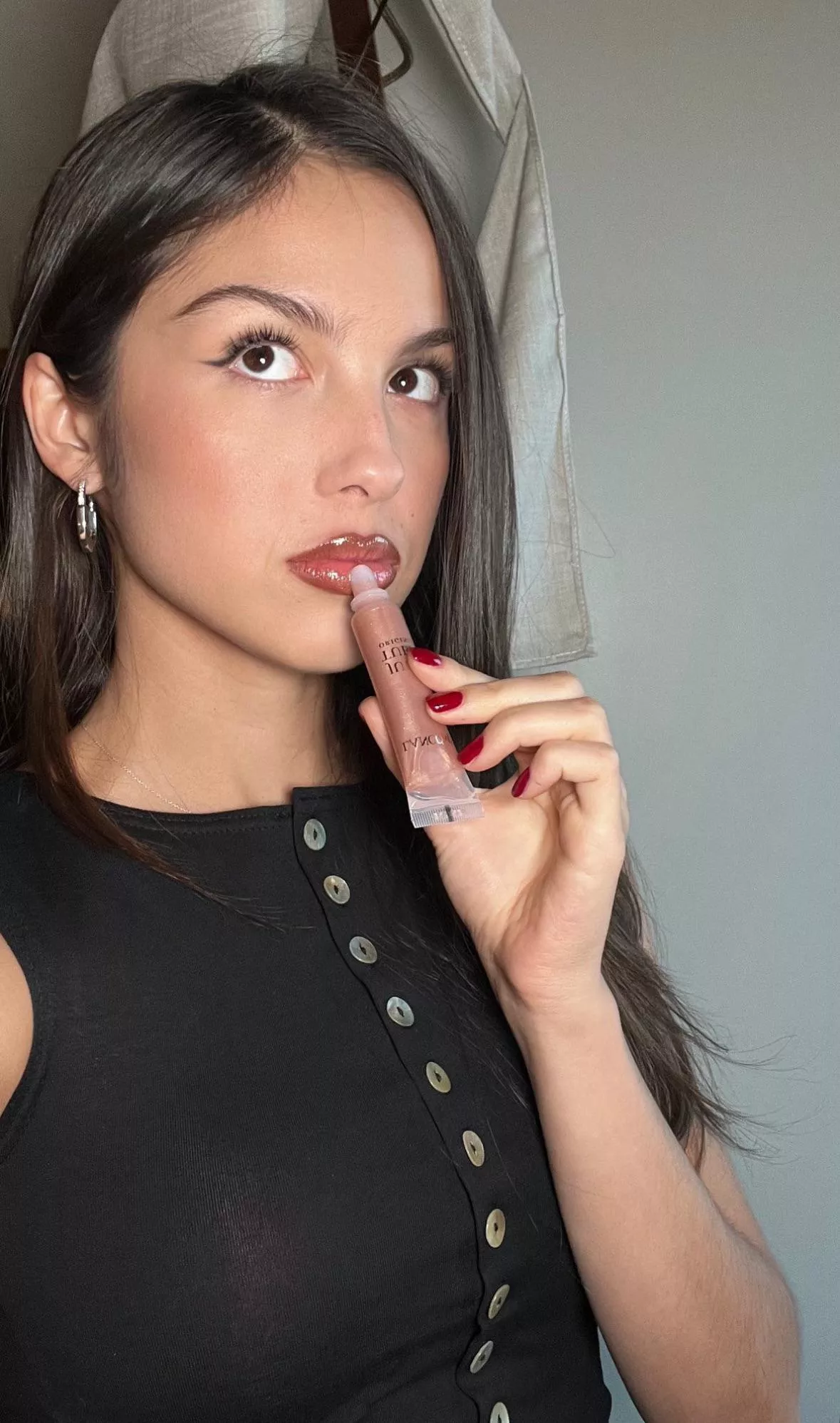 Lipstick model on IG | November 2024