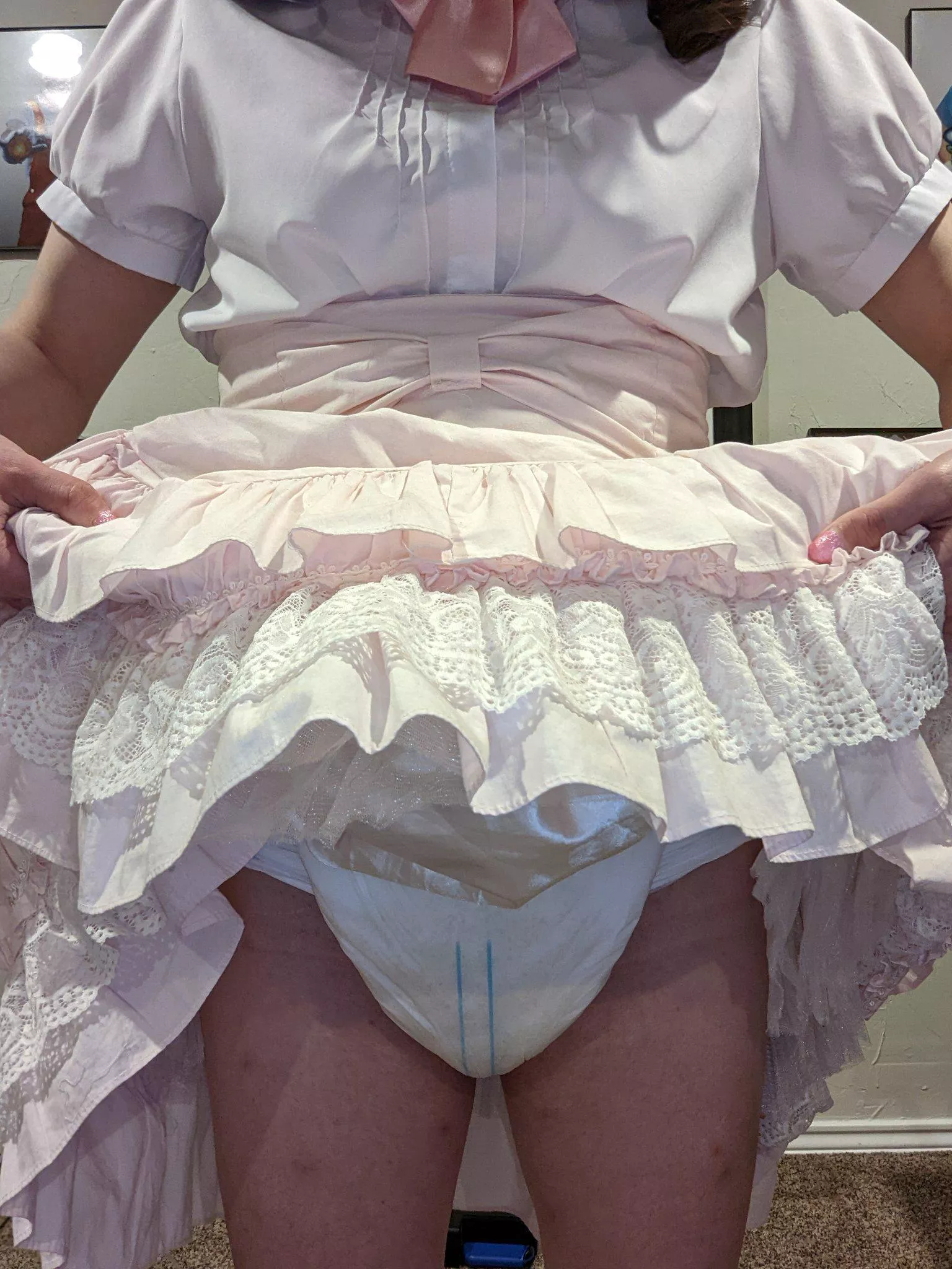 Looking for friends & femme partner, preferably in Florida 