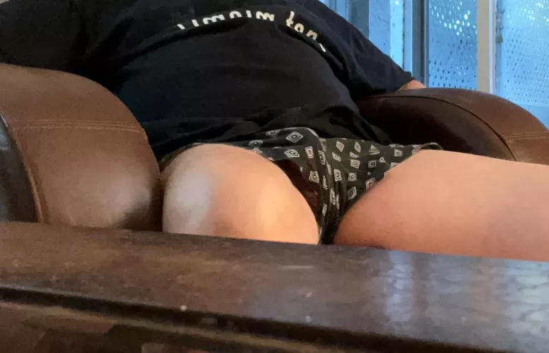 Lust is in the air🎶