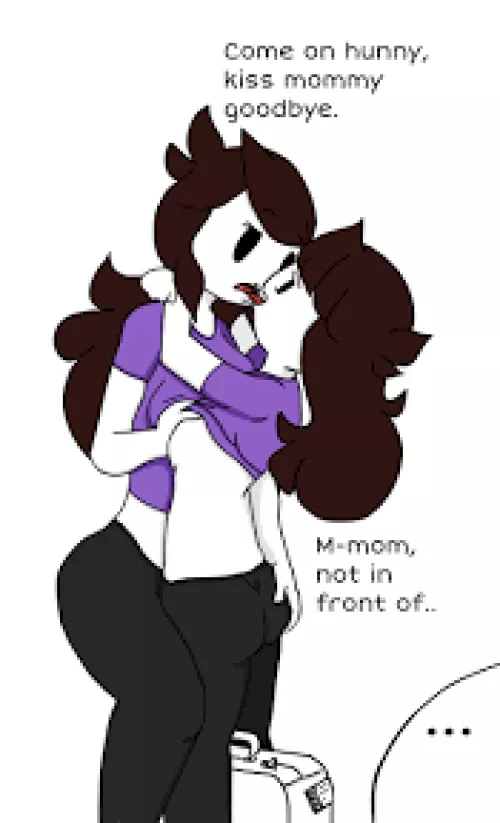 Mom and daughter love!