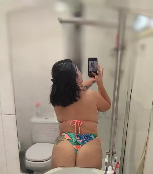 My tan line this year is going to be interesting, don't you think?