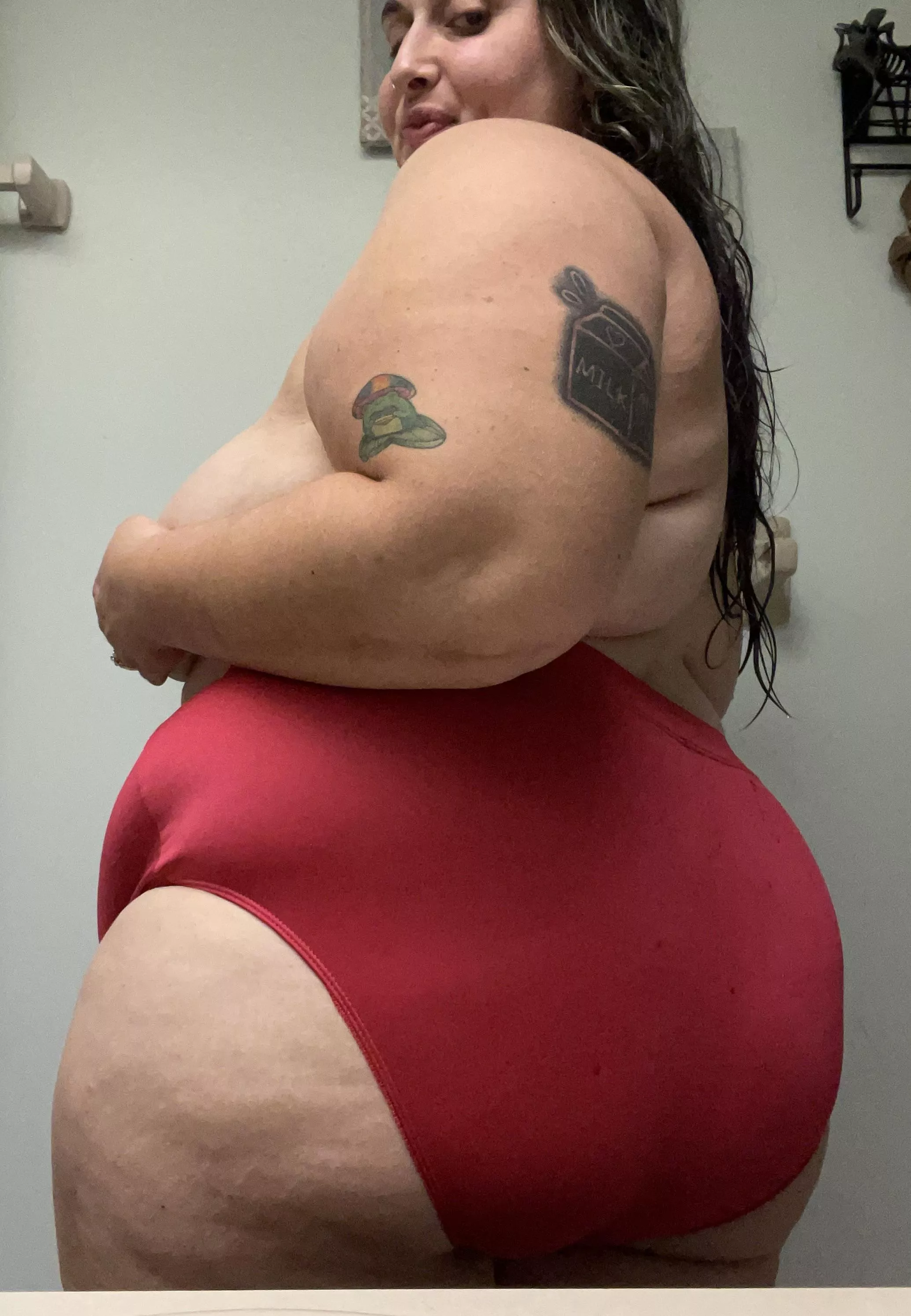 Need me a man that loves eating ass 